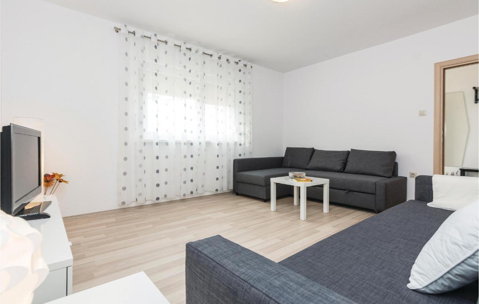 Stunning Home In Zadar With Kitchen Dış mekan fotoğraf